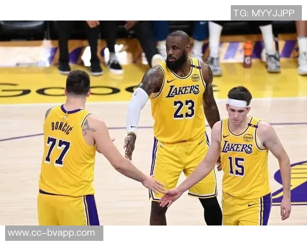 火箭遭掘金逆转跌至西部第五湖人马刺强势上升分列三四位