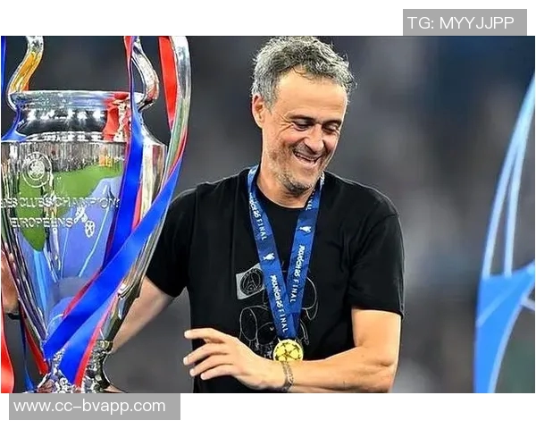 马杜埃凯在欧冠赛中表现出色荣膺本轮最佳球员称号