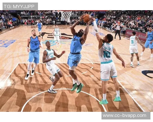 黄蜂三分火力全开却差51分爵士三分命中率低迷显疲态